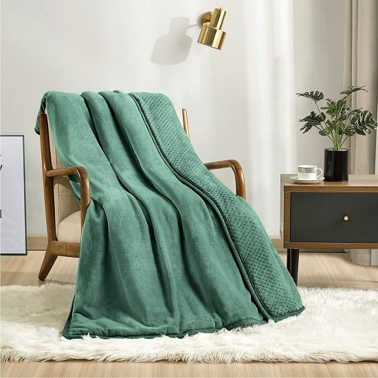 Luxury 3 Layers Fleece Throw Blanket,Thick Decorative Warm Blanket Twin Size 50" x 60", Soft Velvet Winter Blanket for Sofa Couch Bed,Washable & Breathable,Green