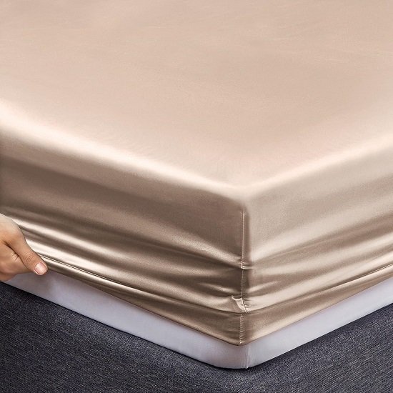 Satin Sheets Queen Silky Soft Satin Bed Sheets Amber Beige Satin Sheet Set, 1 Deep Pocket Fitted Sheet + 1 Flat Sheet + 2 Pillowcases